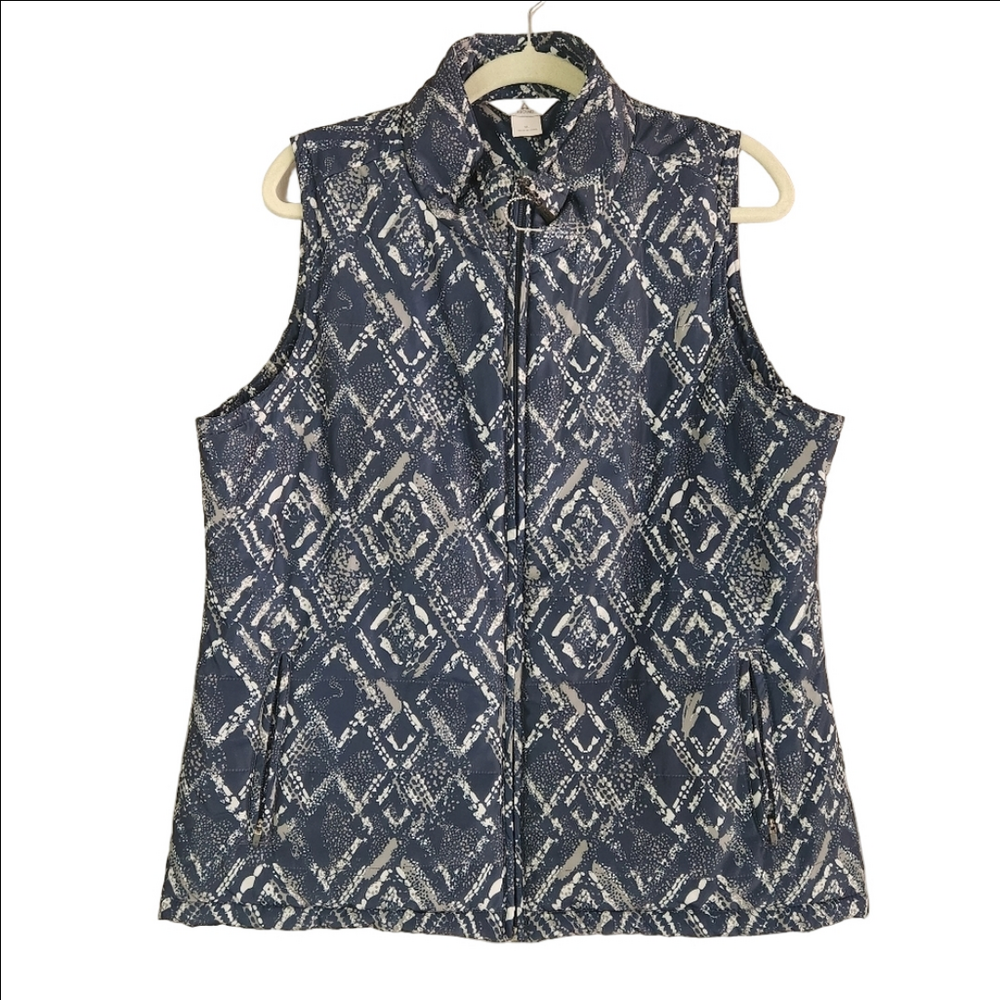 3/$25 Ascend women’s size XL Puffer vest
